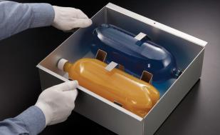 Q-Lab_ISO_4892-3_Plastics_QUV_UV-Fluorescent