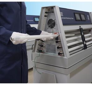 Q-Lab_QUV_TUV-421_Lamps