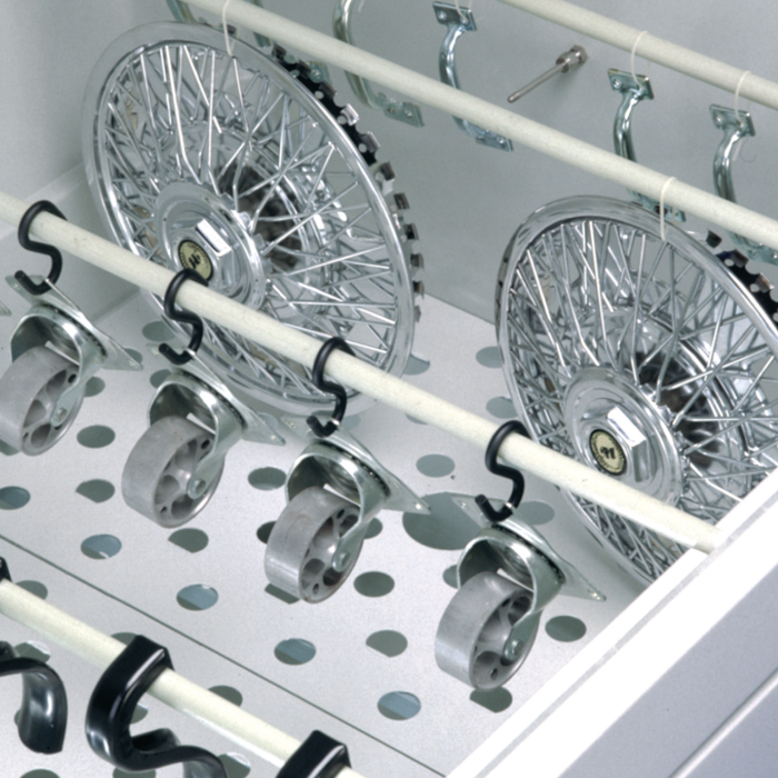 Q-Fog Machine Interior with Auto Parts